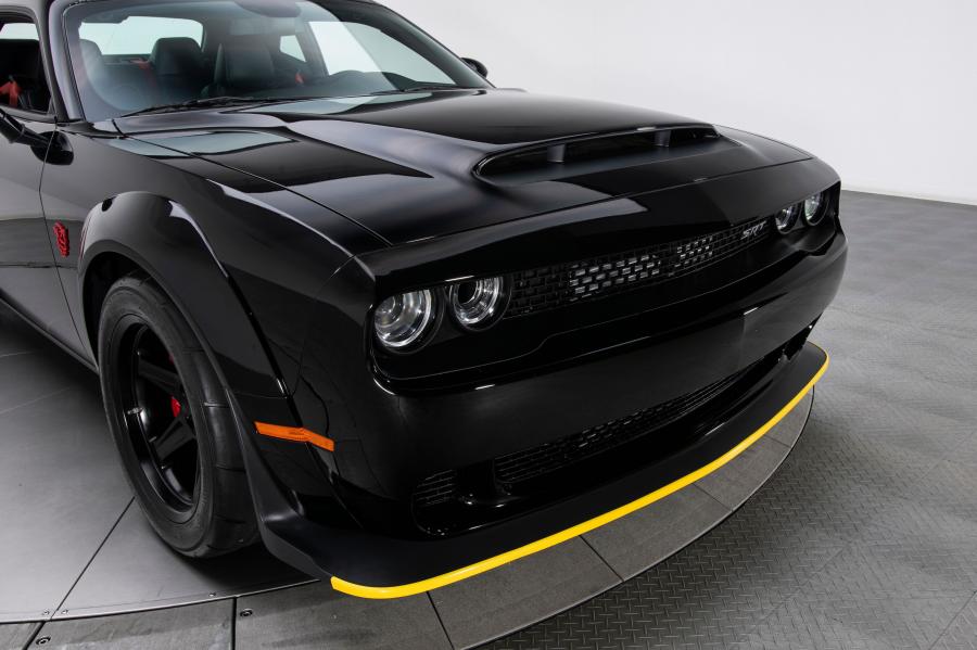 Детали экстерьера Dodge Challenger SRT Demon (LC, 0945 of 3300) 2018 года  (фото 20 из 109)